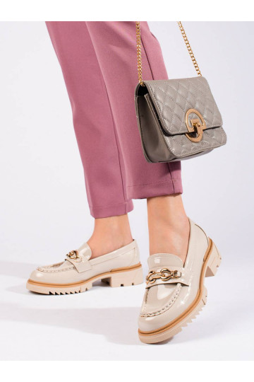 With lacquer effect beige...