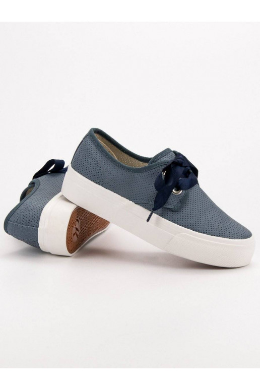 laisvalaikio batai su batraiščiais...