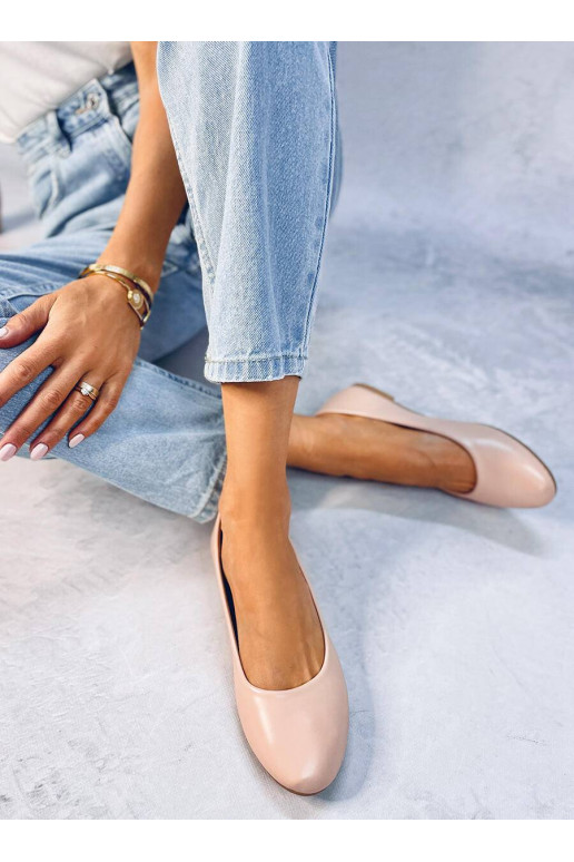 Ballerina shoes with leather insole...