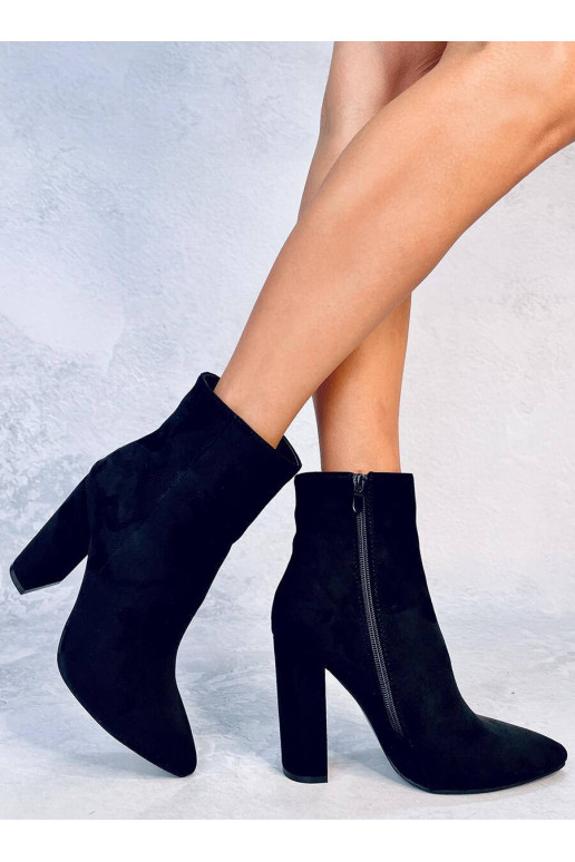 Heeled shoes RIVERS BLACK