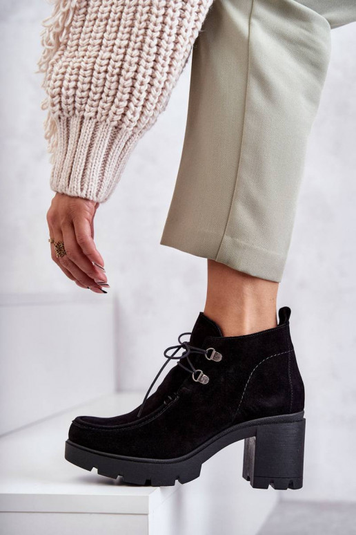 Women's Suede Boots Tied Black Marianne