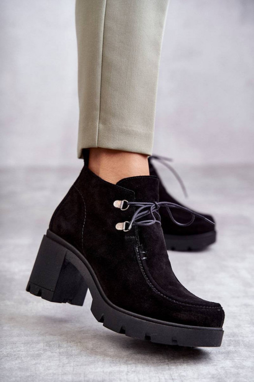 Women's Suede Boots Tied Black Marianne
