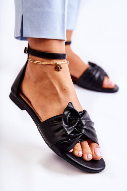 Fashionable Women's Leather Sandals...