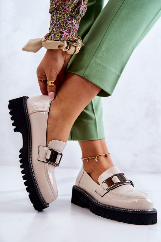 Shoes with lacquer effect cream color...