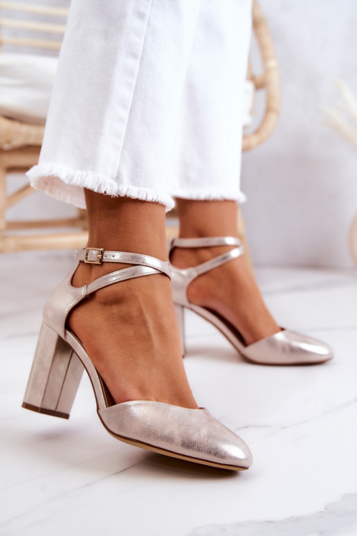 Pumps leather on a bar Sergio Leone Gold