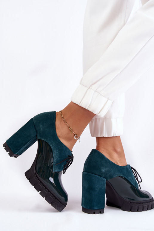 Fashionable suede and lacquered boots...