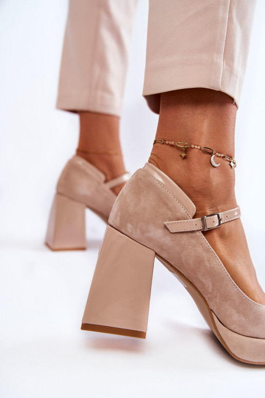 Suede Pumps On A Chunky Heel Beige Tina
