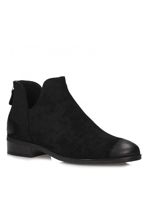 Black of suede boots Chelsea boots...
