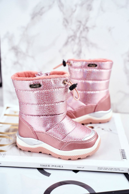 Children's snow boots in pink color