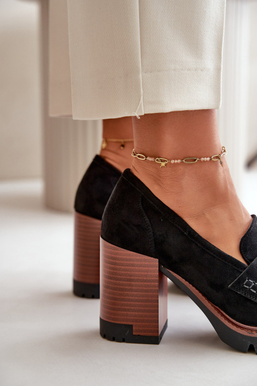 Women's high-heeled shoes made of Eco...