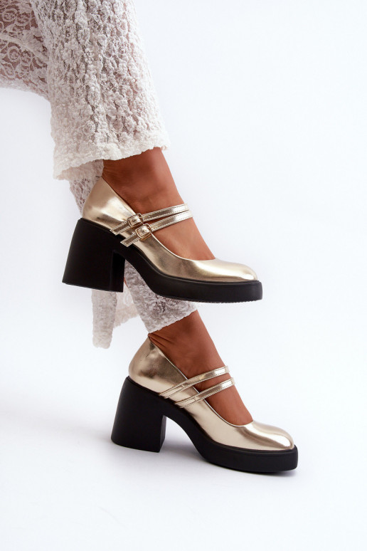 Eco leather wide heel shoes in gold...