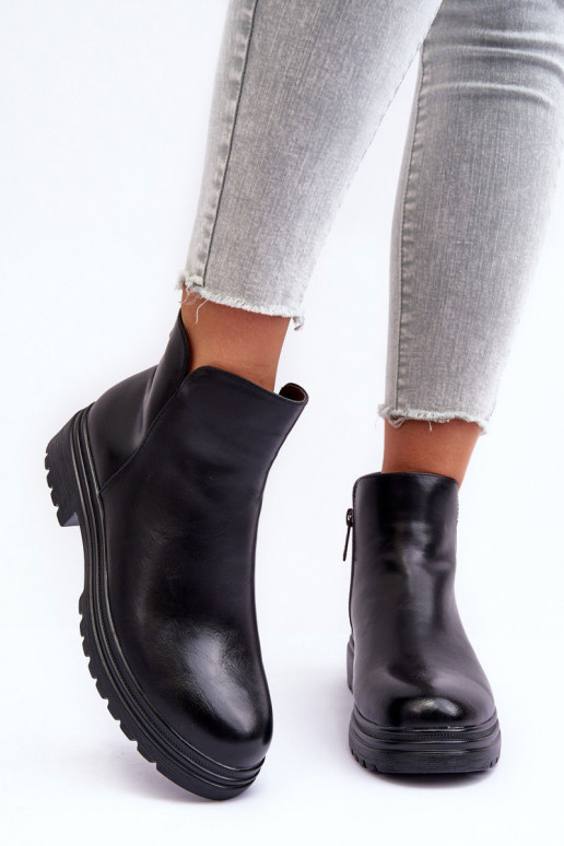 Leather Low-Top Boots Black Foteini