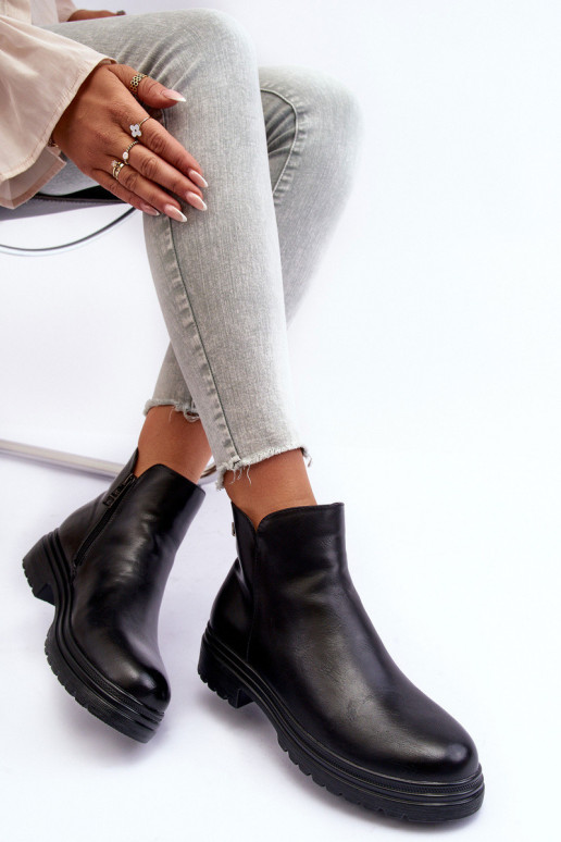 Leather Low-Top Boots Black Foteini