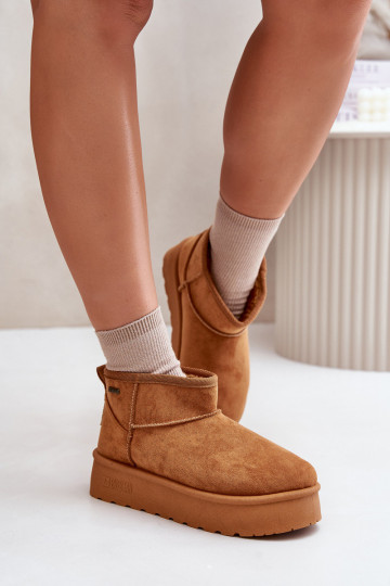 Low Snow Boots On Platform...