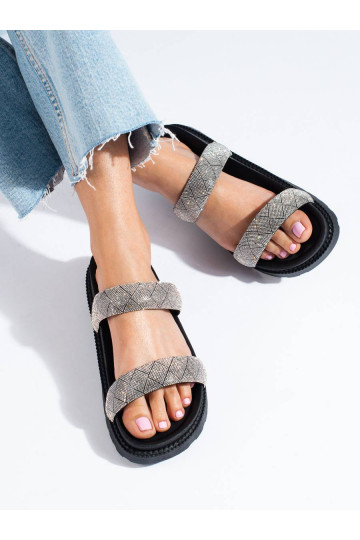 Women's slippers black... 2