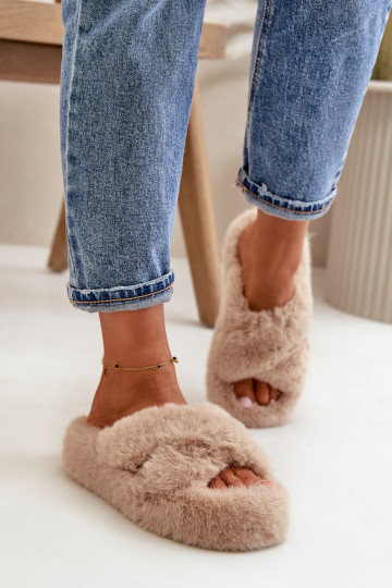 Womens Fur Slippers On...