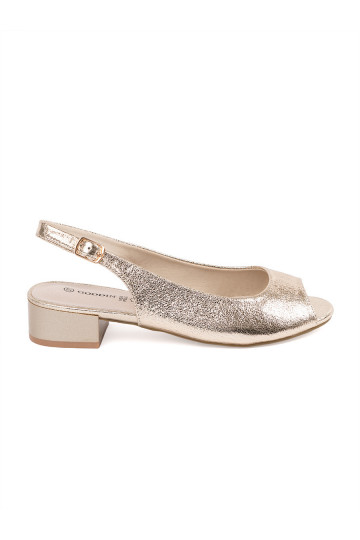 copy of gold color sandals... 2