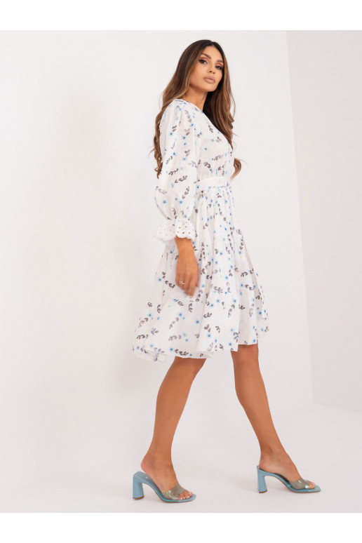 Suknelė su gėlių raštais balta-mėlyna