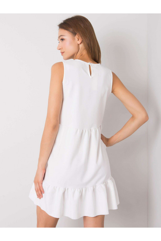 Laisvalaikio suknelė baltos spalvos...