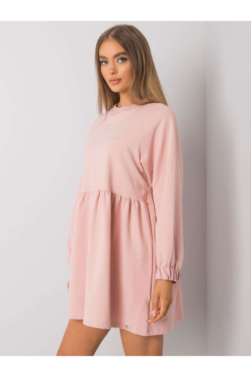 Rožinė suknelė ilgomis rankovėmis...