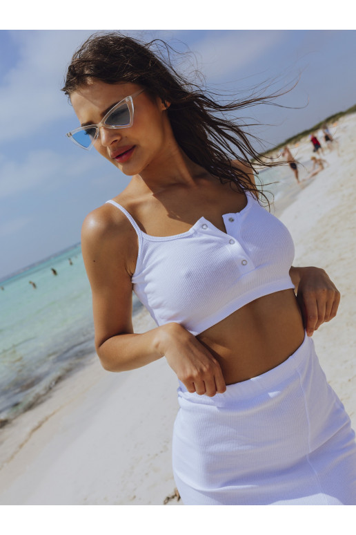 Baltos spalvos dviejų dalių...