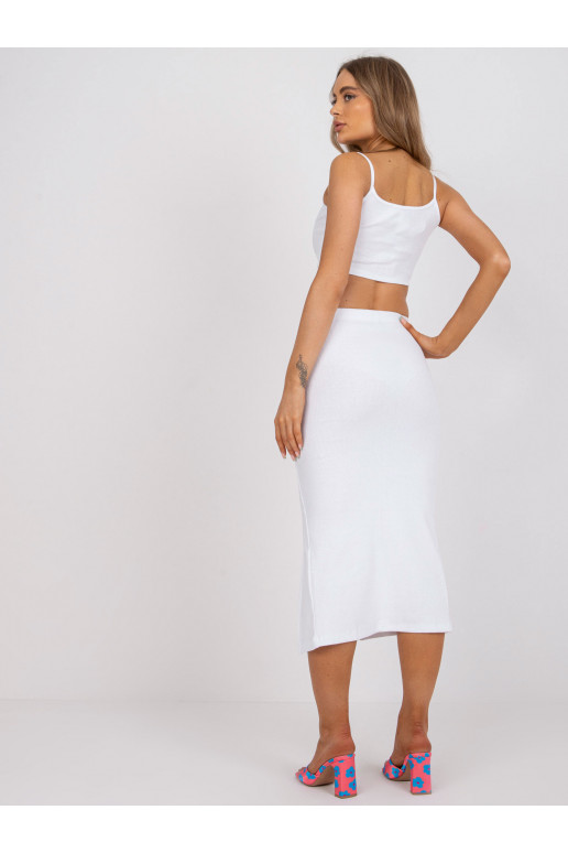 Baltos spalvos dviejų dalių...