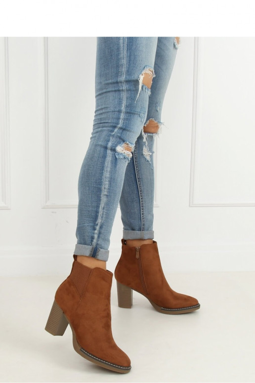 Aulinukai su kulnais iš Inello