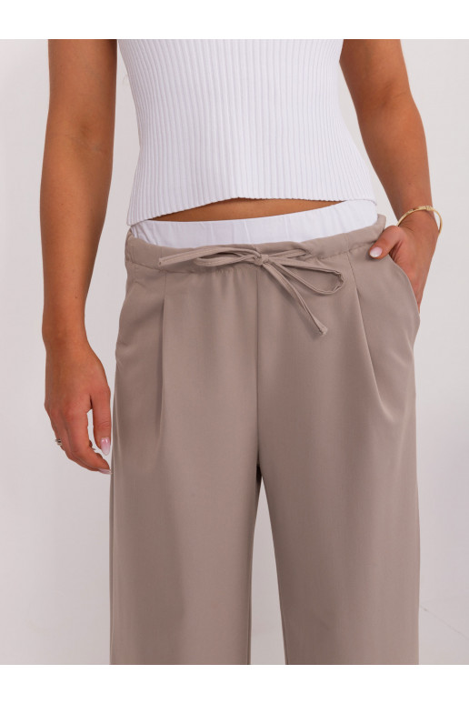 Kelnės smėlio spalvos