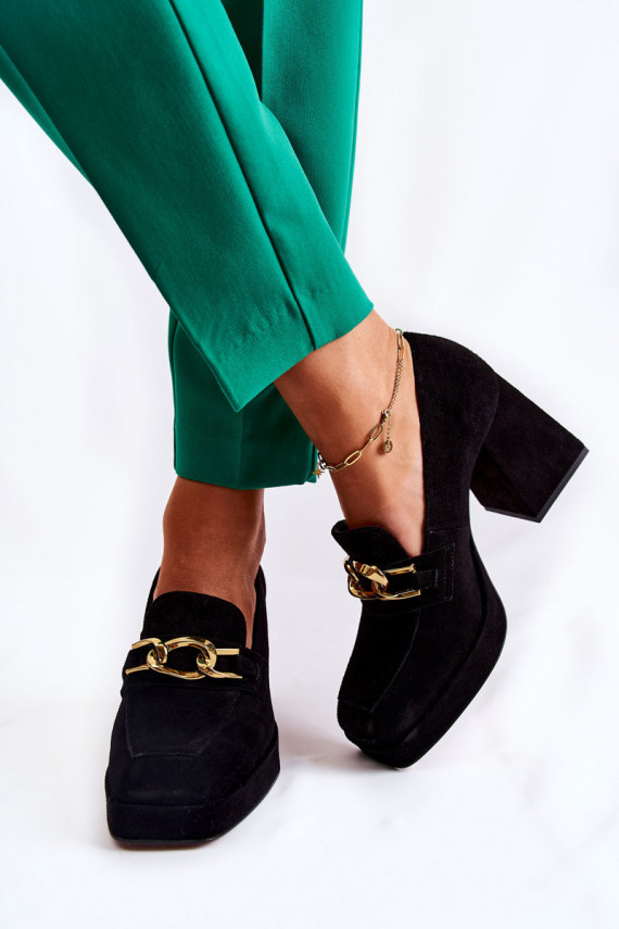Suede Pumps With A Decorative Chain Laura Messi 2444 Black