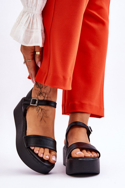 Women's Sandals On A Massive Platform Black Casen