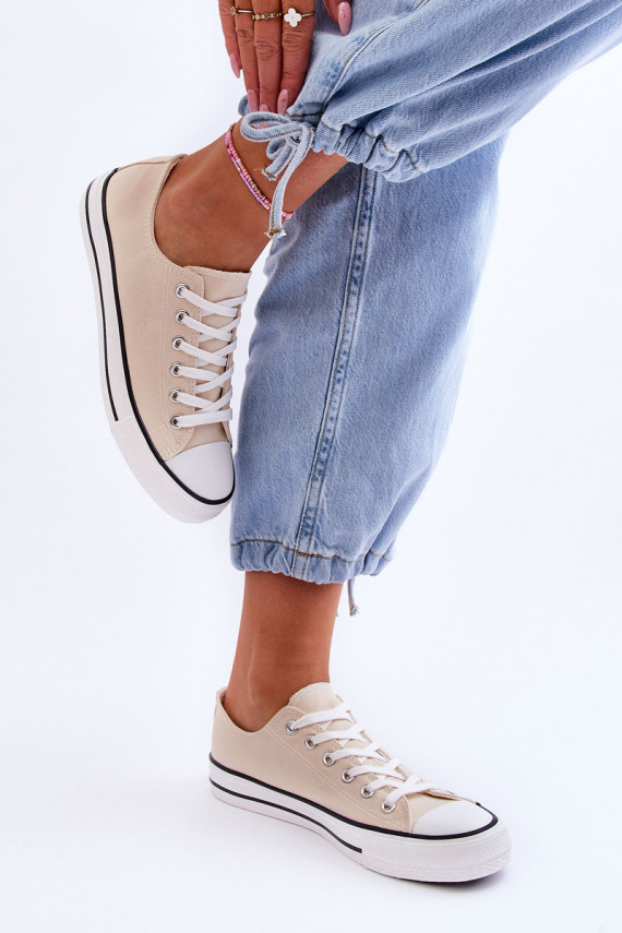 Classic Low Women's Sneakers Light beige Vegas