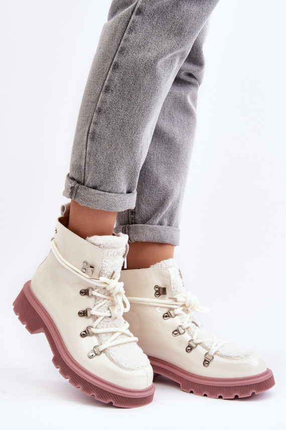Women's Lacquered Leather Trapper Boots GOE MM2N4083 White