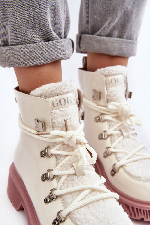Women's Lacquered Leather Trapper Boots GOE MM2N4083 White