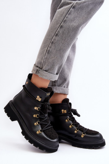Leather Trapper Boots Women GOE MM2N4082 Black 2