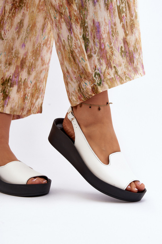 Women's Leather Sandals on Thick Sole Zazoo 2893 White