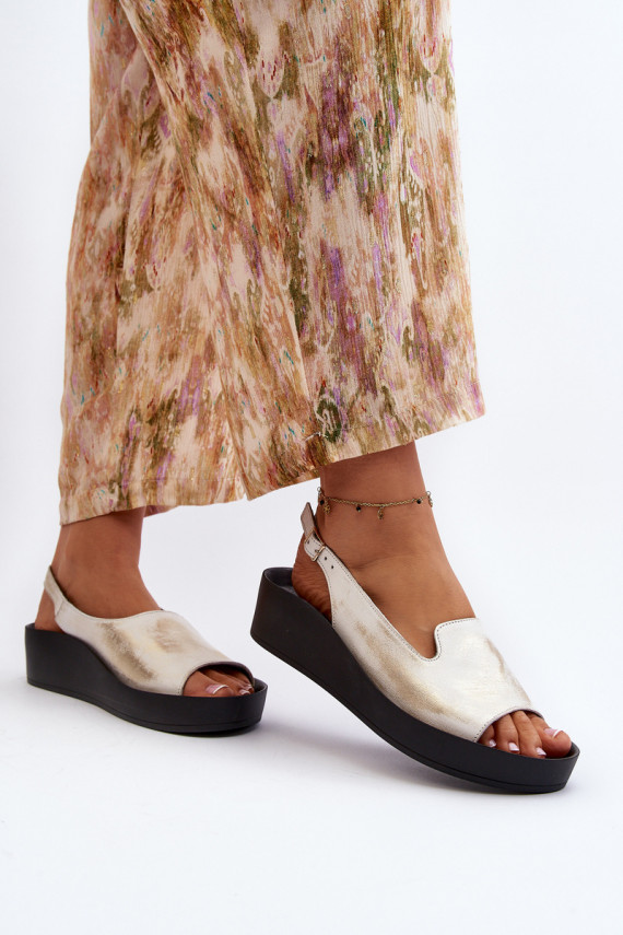 Women's Leather Sandals on Thick Sole Gold Distressed Zazoo 2893