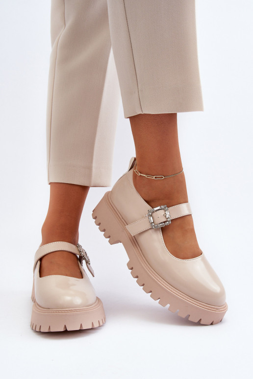 Women's Beige Patent Leather Shoes with Decorative Buckle Lindnessa
