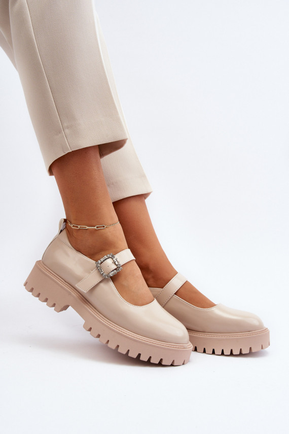 Women's Beige Patent Leather Shoes with Decorative Buckle Lindnessa