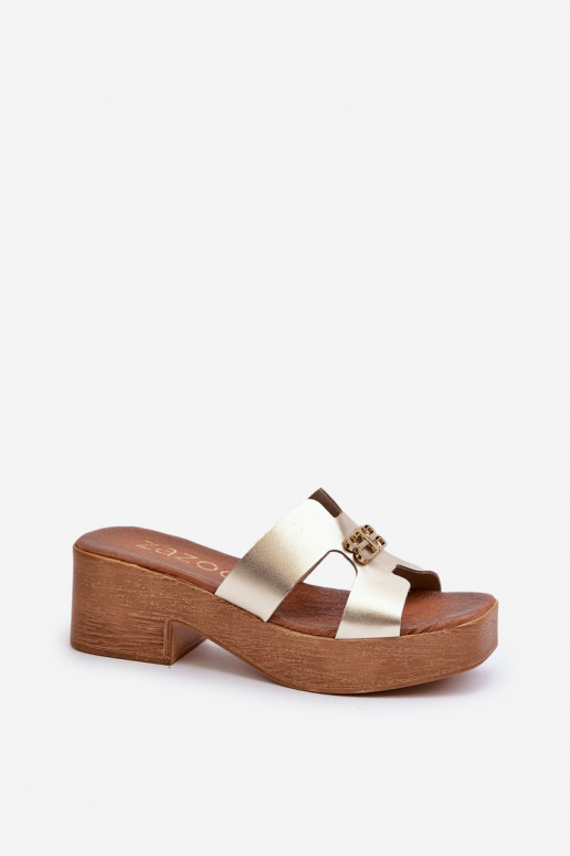 Zazoo 40412 Leather Elegant Women's Flip-Flops with Golden Ornament