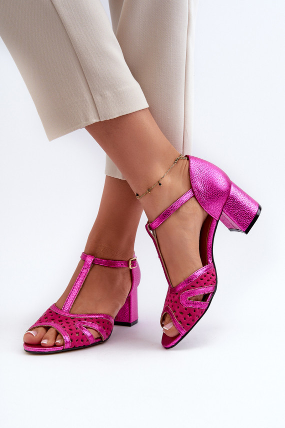 Women's Leather Sandals with Heels Maciejka 06551-15 Fuchsia