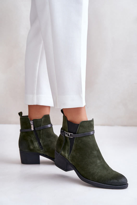 Insulated suede ankle boots with a zipper dark green Zazoo 60478