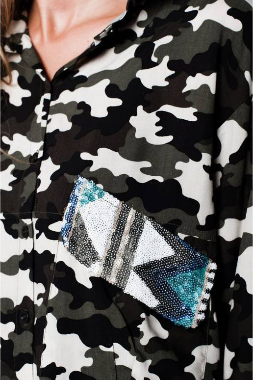 Ladies long shirt in camo print