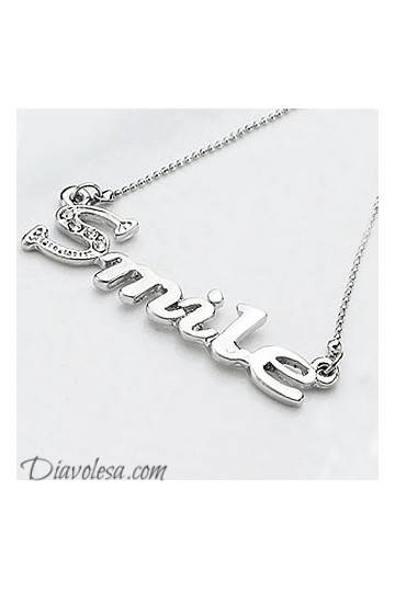 Kaklo papuošalas aukso spalvos