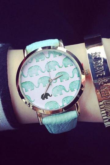 Laikrodis su odine rankena 2