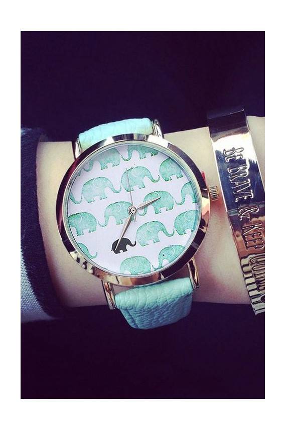 Laikrodis su odine rankena