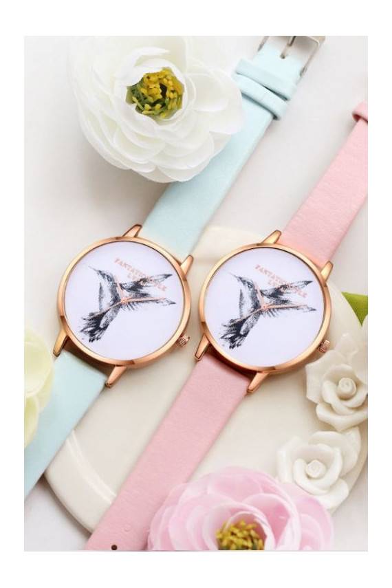 Laikrodis su odine rankena