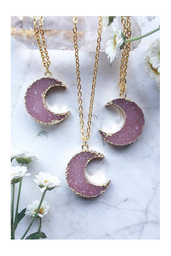 Kaklo papuošalas aukso spalvos