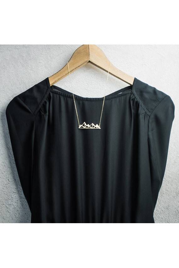 Kaklo papuošalas aukso spalvos