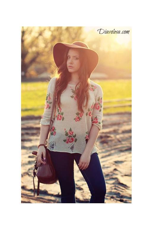 Flowery sweater