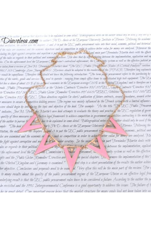 Kaklo papuošalas aukso spalvos